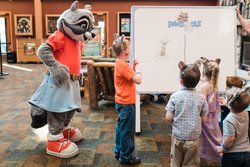  - Great Wolf Lodge Wisconsin Dells - I-90 & I-94, Exit 92