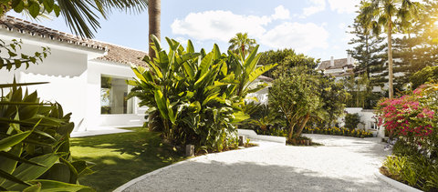 PUENTE ROMANO MARBELLA - Photo 97