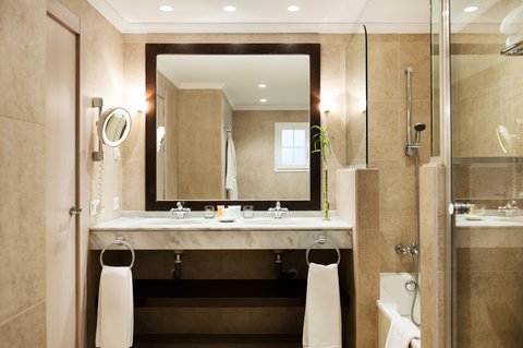 PUENTE ROMANO MARBELLA - Photo 55