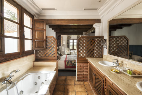 LA BOBADILLA ROYAL HIDEAWAY - Photo 37