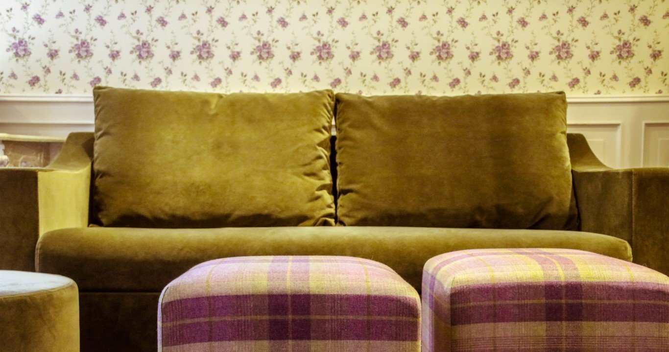 Hotel De Orangerie-guestroom-Junior Suite - Living Area.jpg