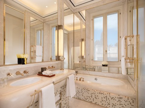 HOTEL EDEN - Photo 33