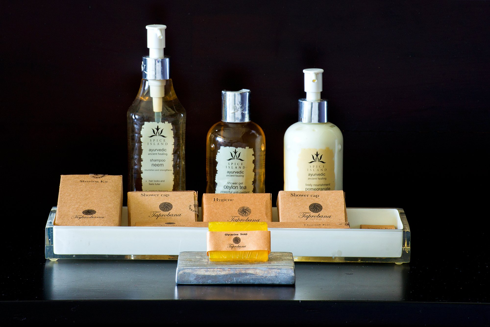 SHINAGAWA BEACH-guestroom-Luxury Ayurveda Bath Amenities.jpg