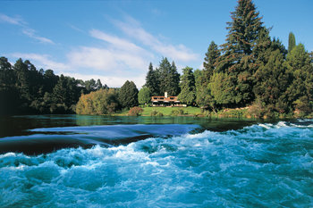 HUKA LODGE