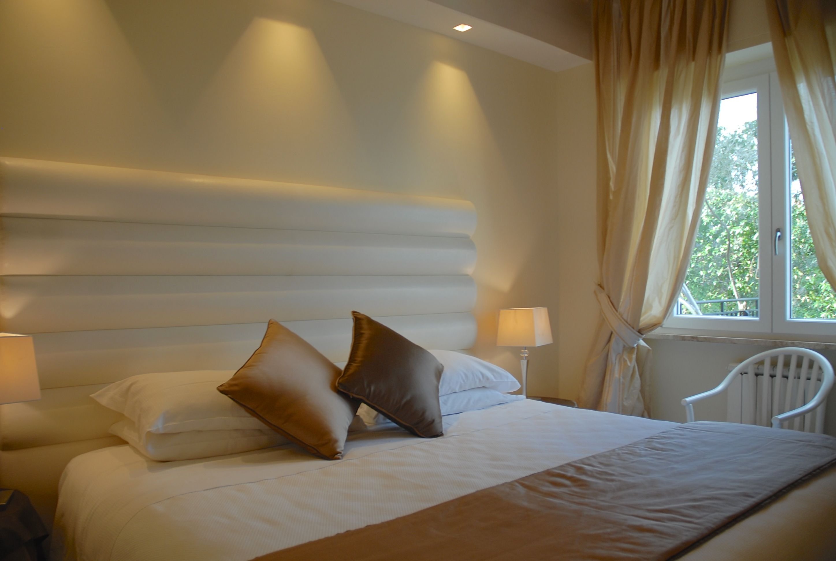 EUROPA GRAND HOTEL-guestroom-Comfort Room.jpg