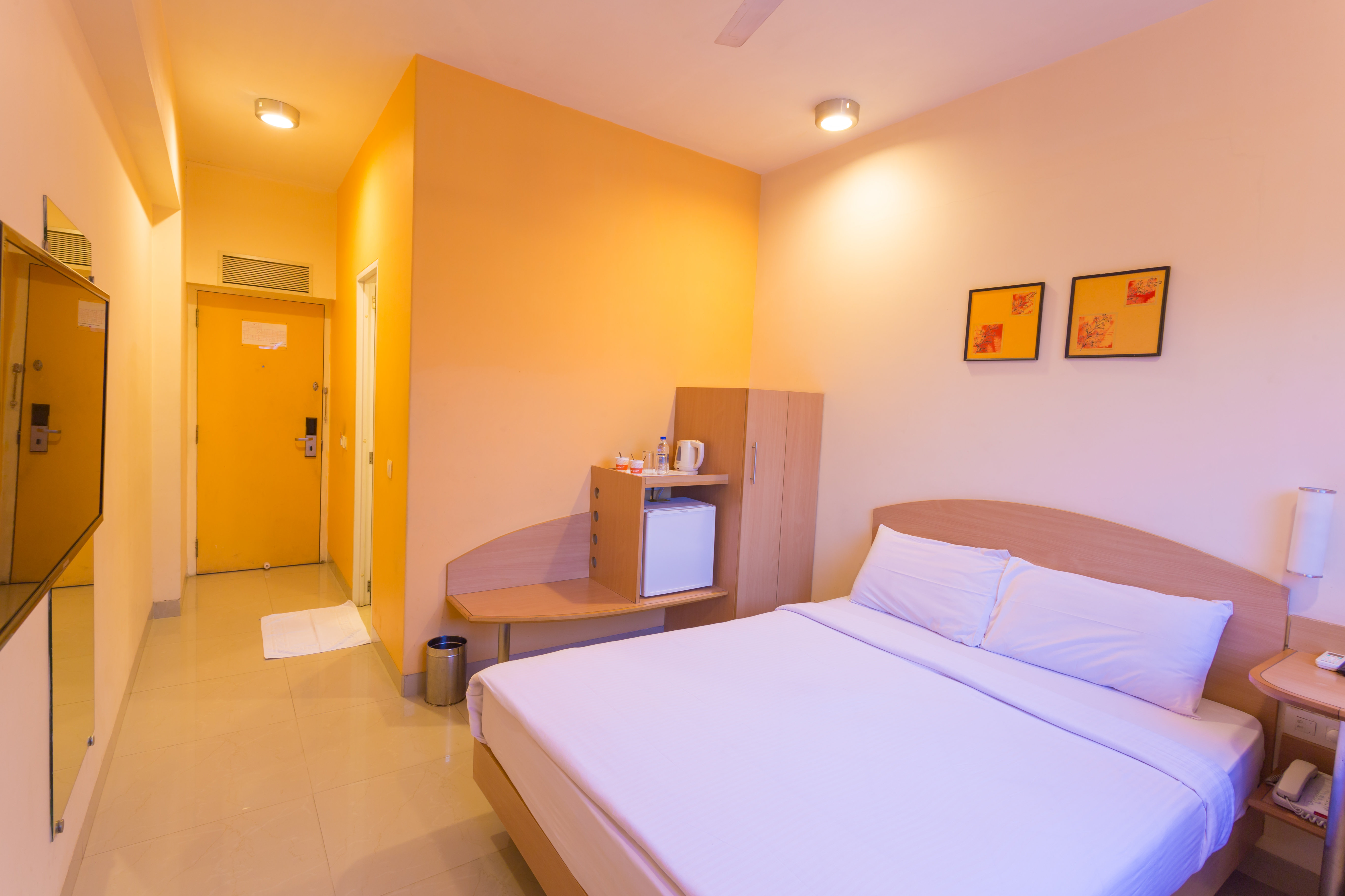 GINGER PONDICHERRY-guestroom-Standard Room.jpg