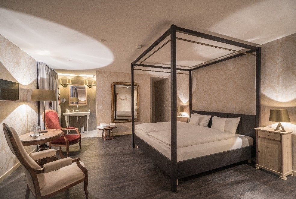 HOTEL GREUTERHOF-guestroom-Greuter Suite.jpg