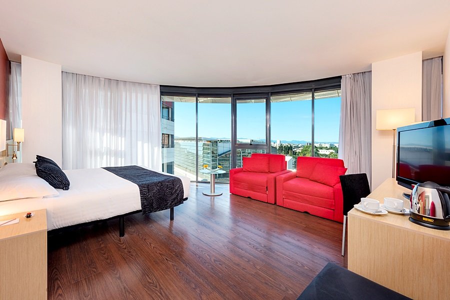 CIVIS LUZ CASTELLON-guestroom-607282 Guest Room.jpg