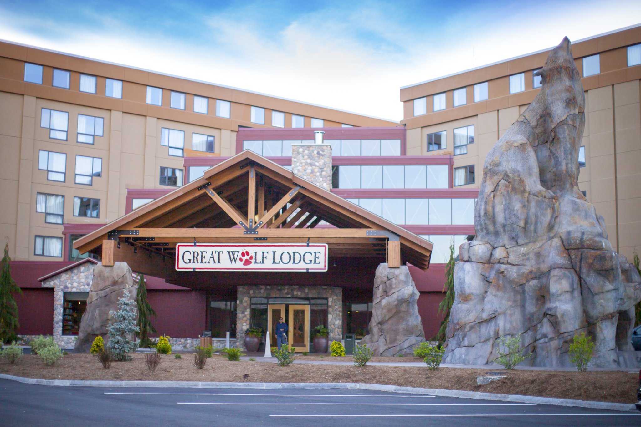 GREAT WOLF LODGE / NEW ENGLAND Fitchburg MA 150 Great Wolf 01420