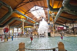  - Great Wolf Lodge Kansas City - I-435, Exit 13