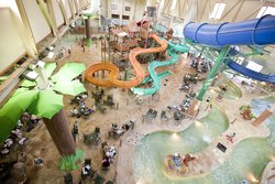  - Great Wolf Lodge Kansas City - I-435, Exit 13