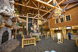  - Great Wolf Lodge Kansas City - I-435, Exit 13