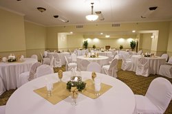  - Holiday Inn Express & Suites Gananoque