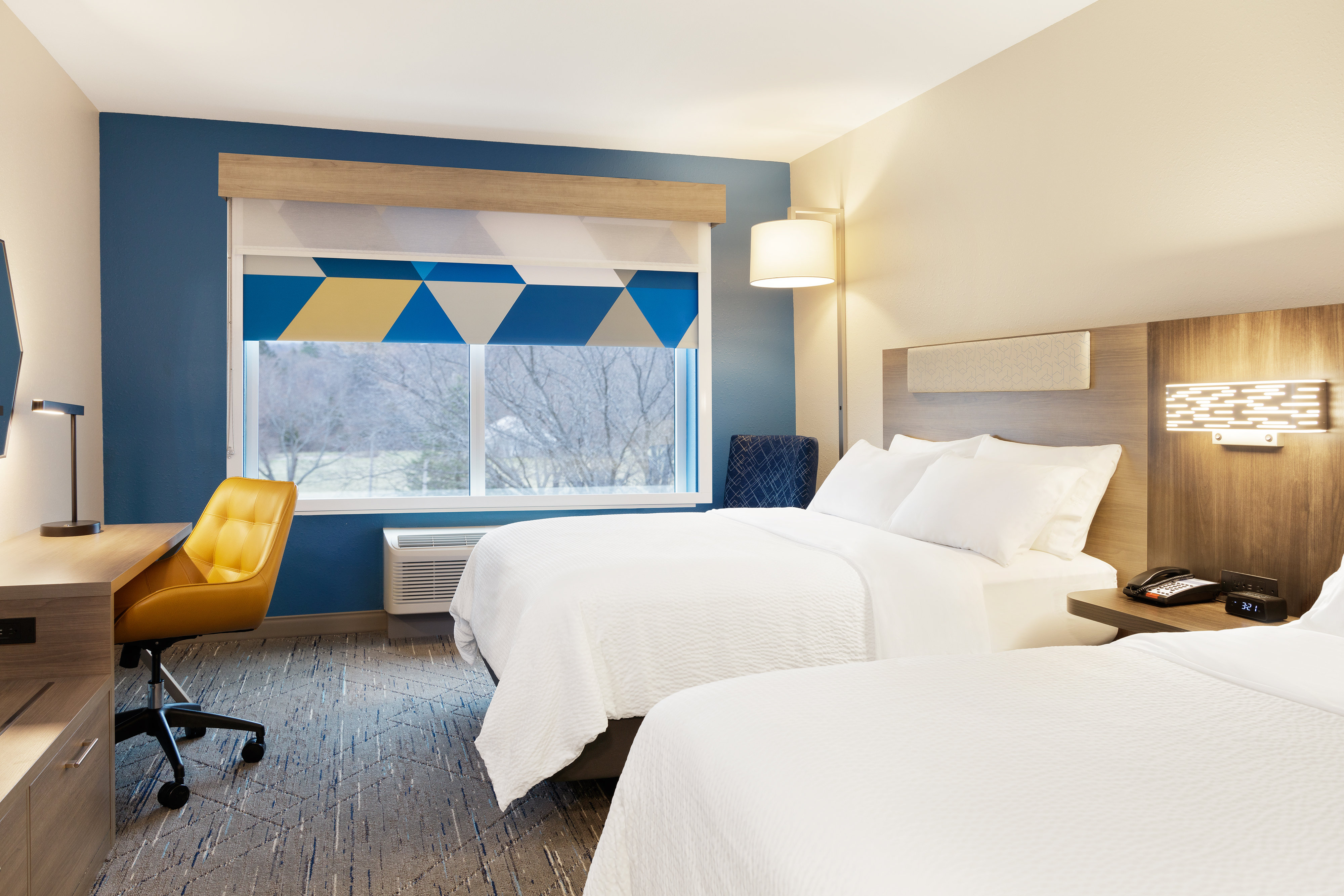 HOLIDAY INN EXP STES HEBRON BY IHG-guestroom-Guest Room.jpg