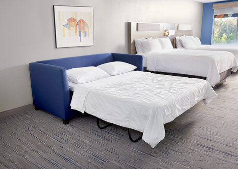 Have company? We\'ve got you covered in our guest rooms.