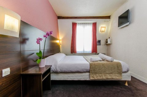 768896 Guest Room