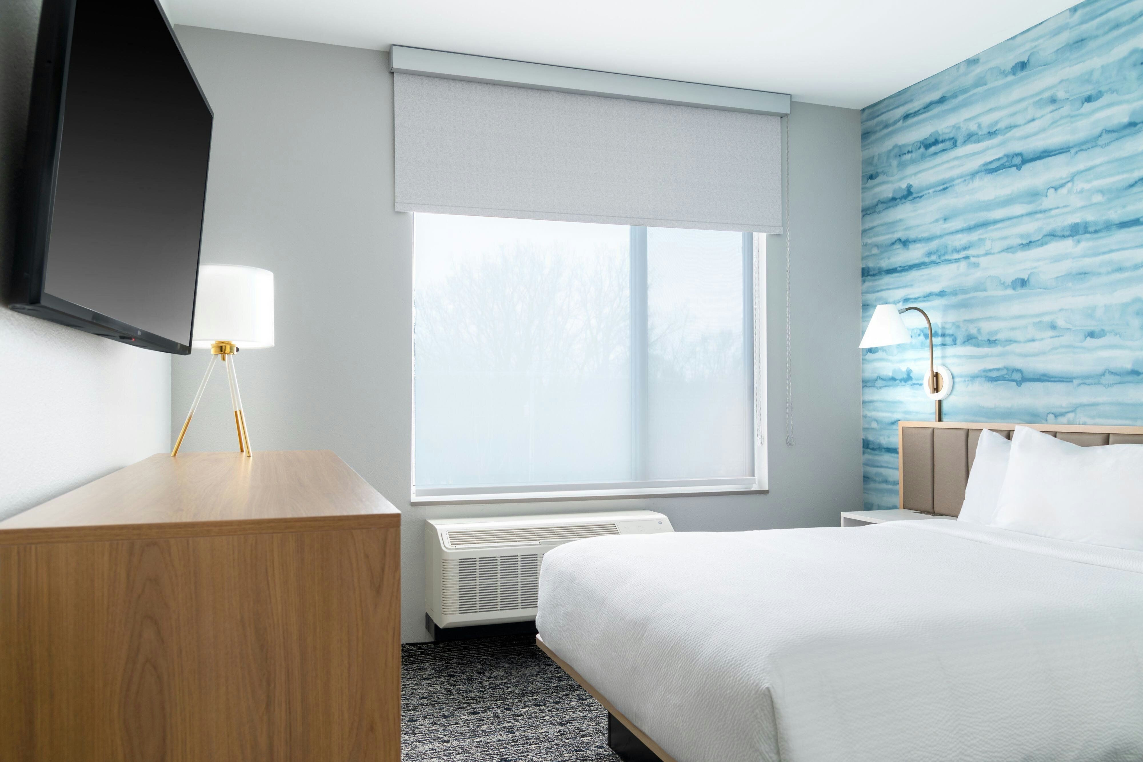 TownePlace Suites by Marriott Holland-guestroom-One Bedroom.jpg
