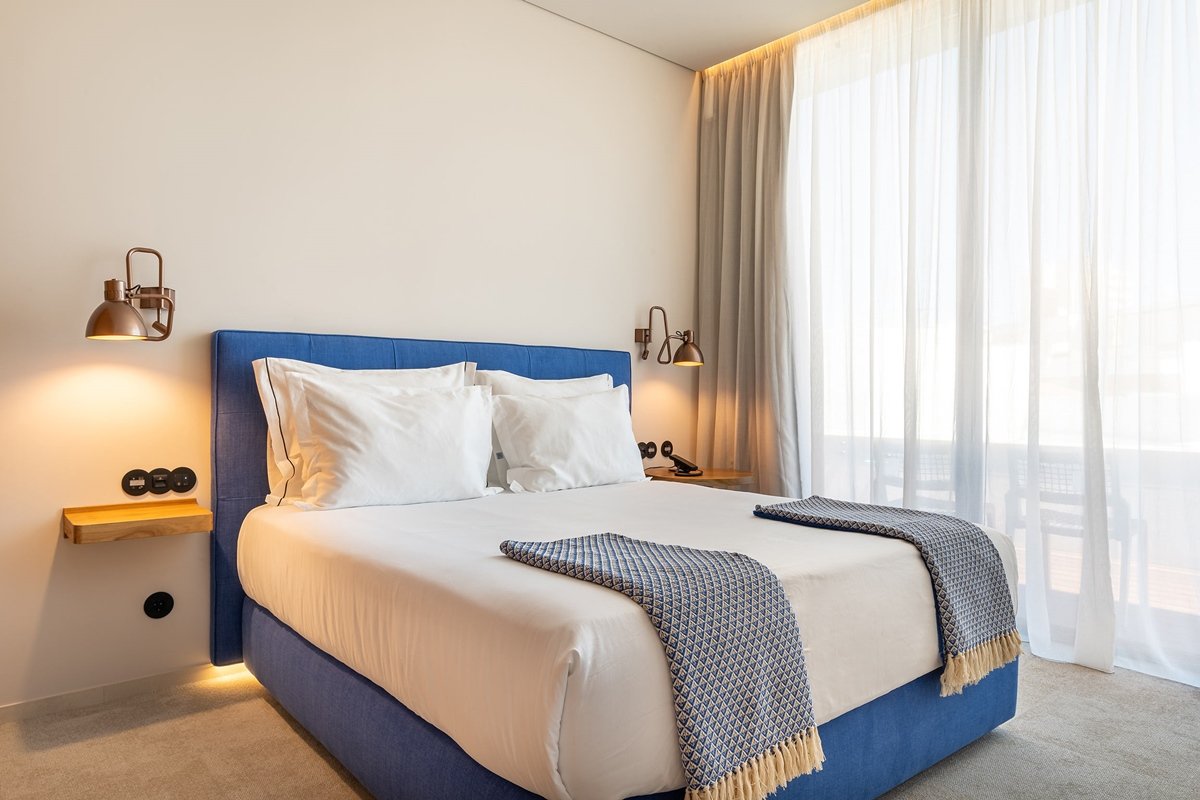 3HB FARO-guestroom-C01A82 Guest Room.jpg