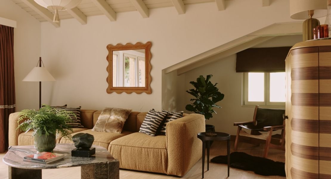 THE BRECON-guestroom-Village Cosy Double Room Living Room.jpg