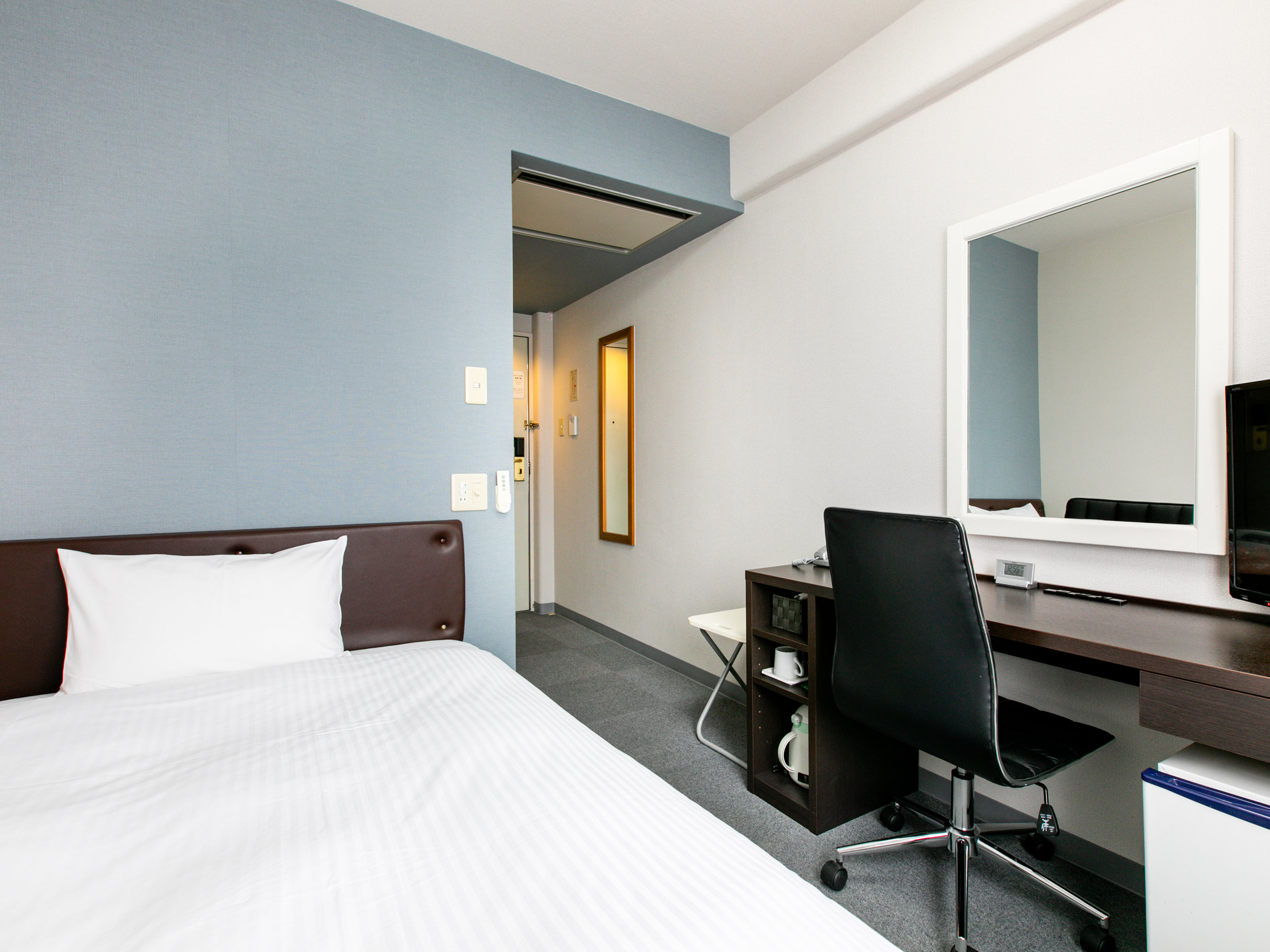 KOKO STAY Miyakonojo-guestroom-Single Room.jpg