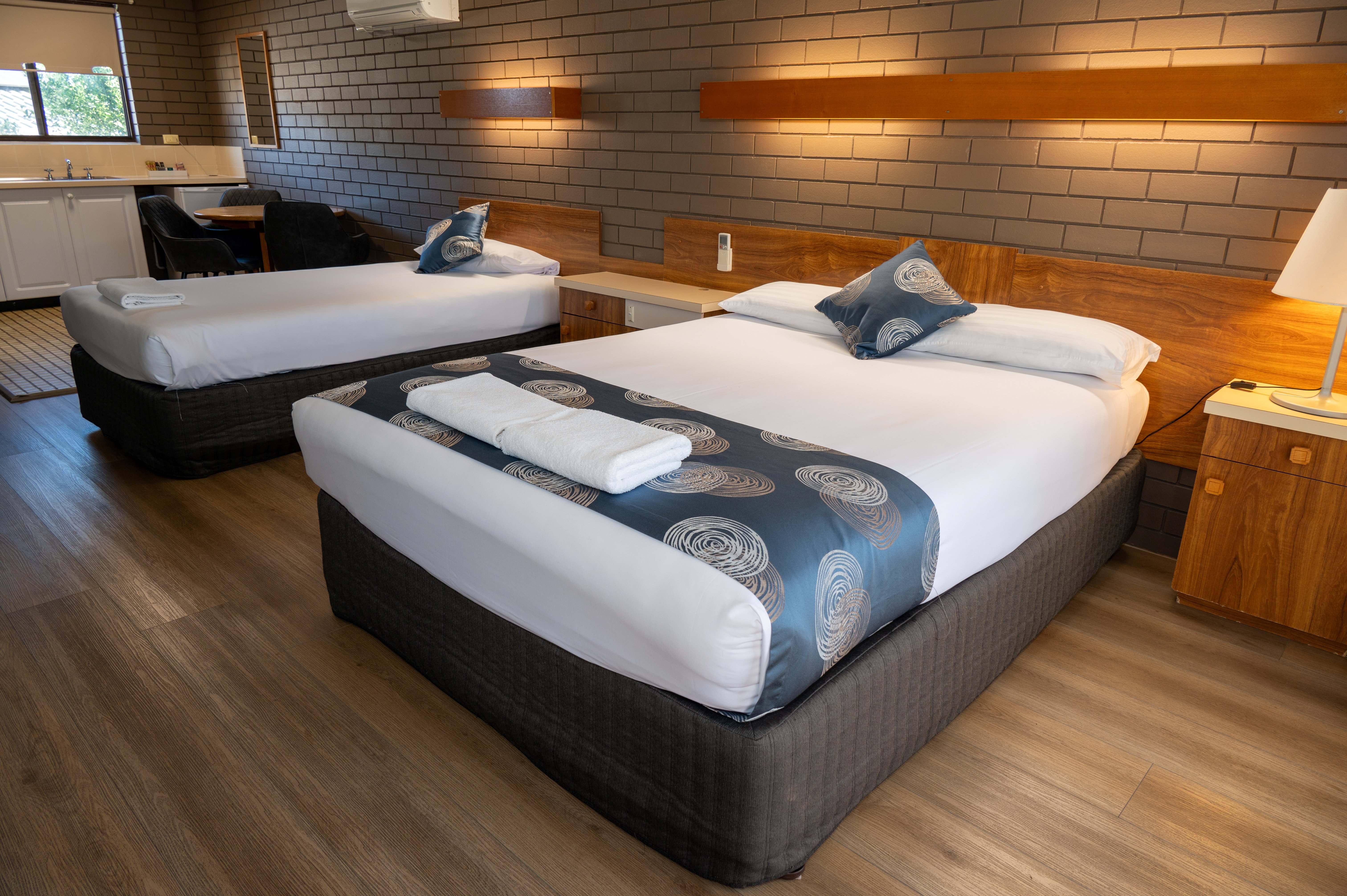 TUMUT VALLEY MOTEL-guestroom-Room Bed.jpg
