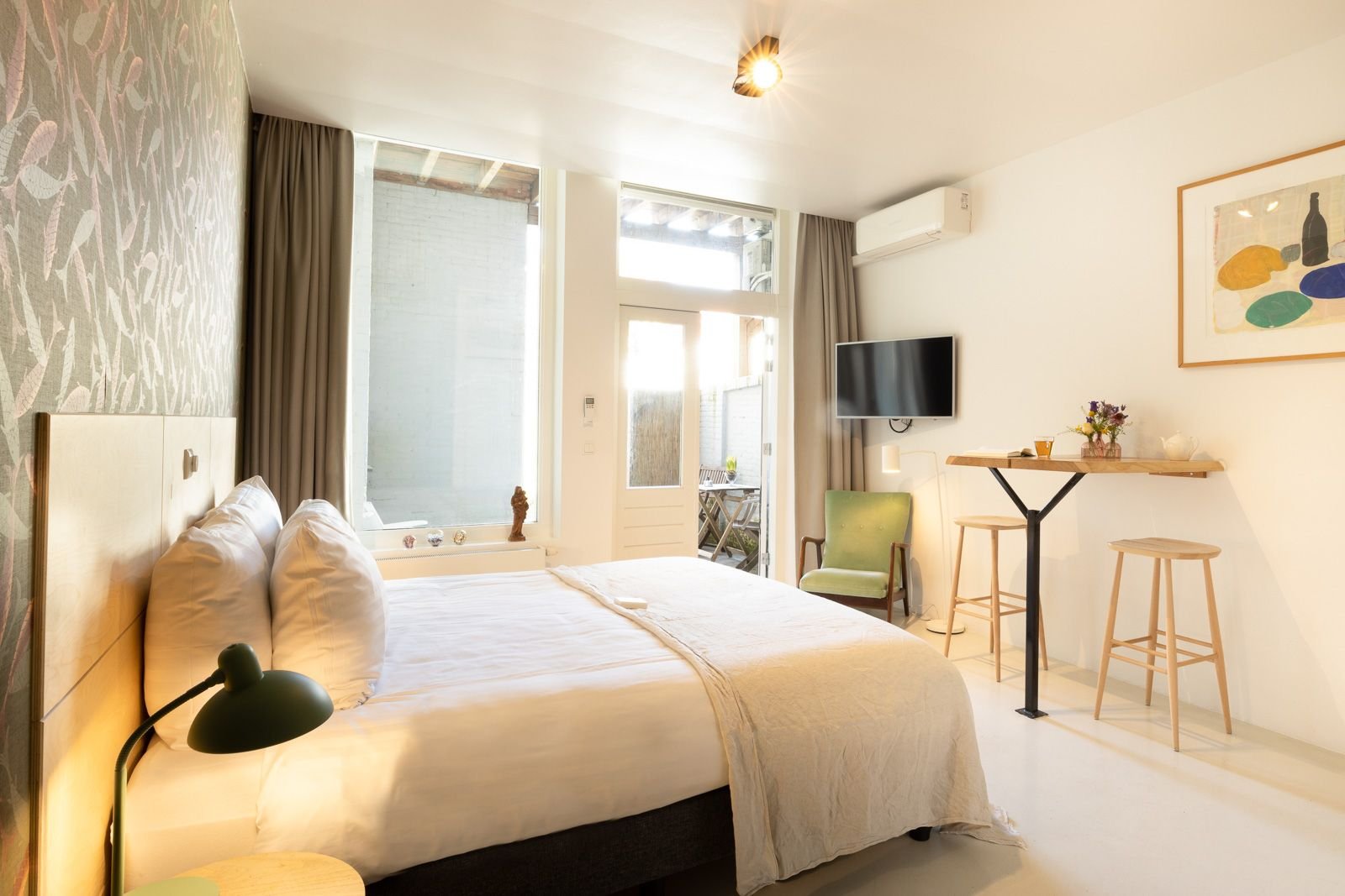 HOTEL GOUD EN ZILVER-guestroom-Garden Suite.jpg
