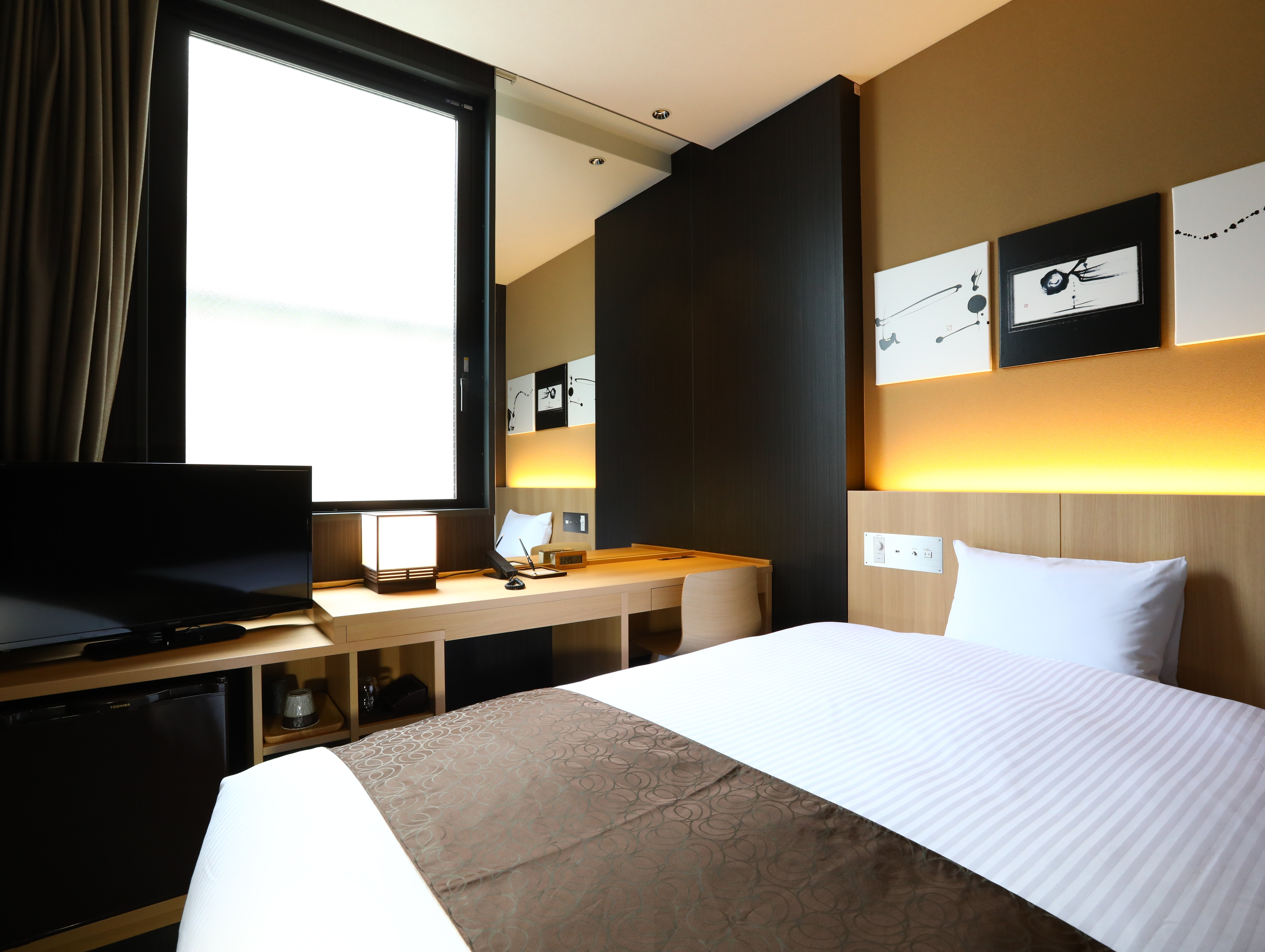 KOKO HOTEL Shijo Karasuma-guestroom-Standard Single Room.jpg