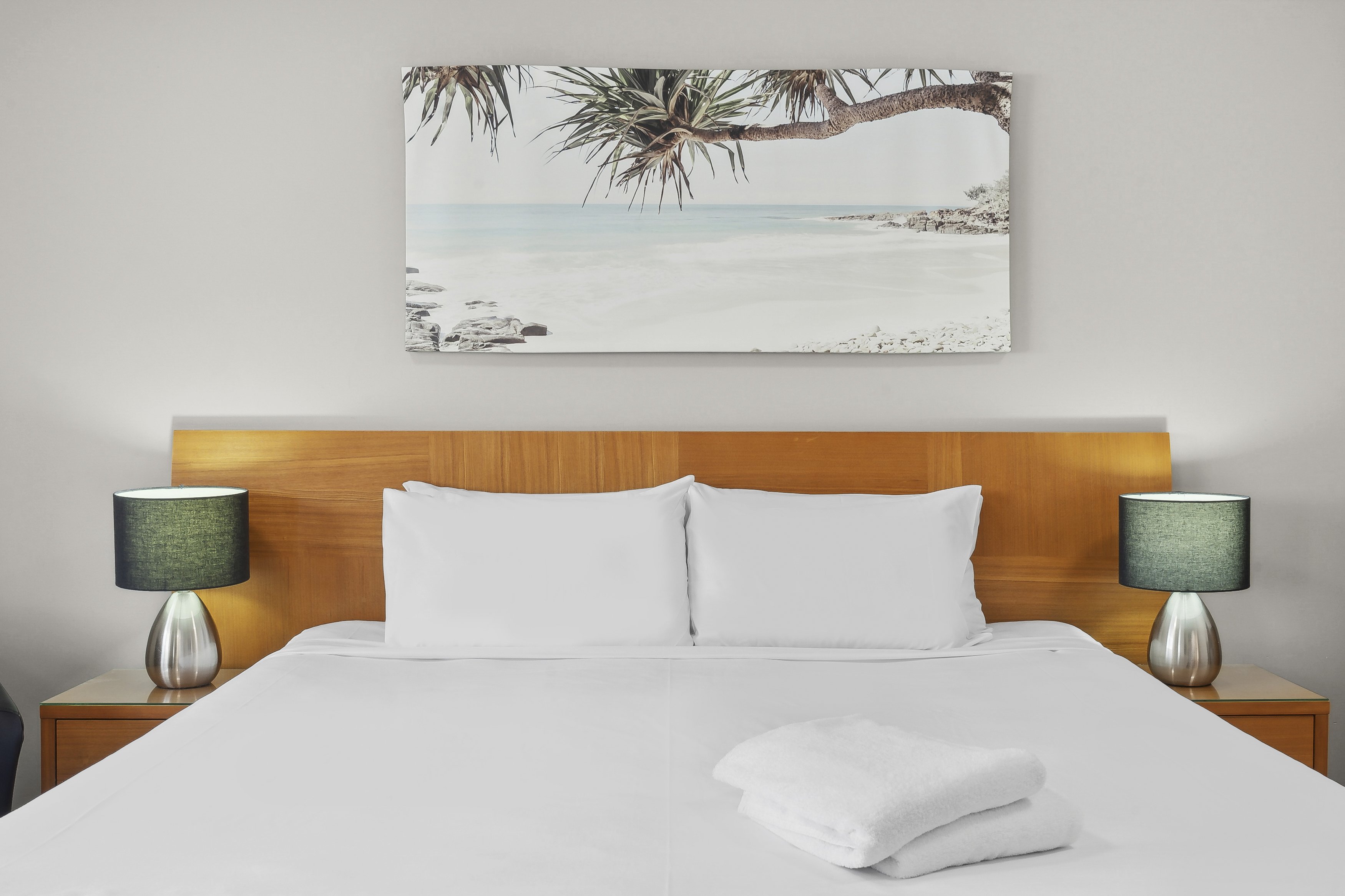 Park Regis Anchorage-guestroom-Standard Hotel Room.jpg