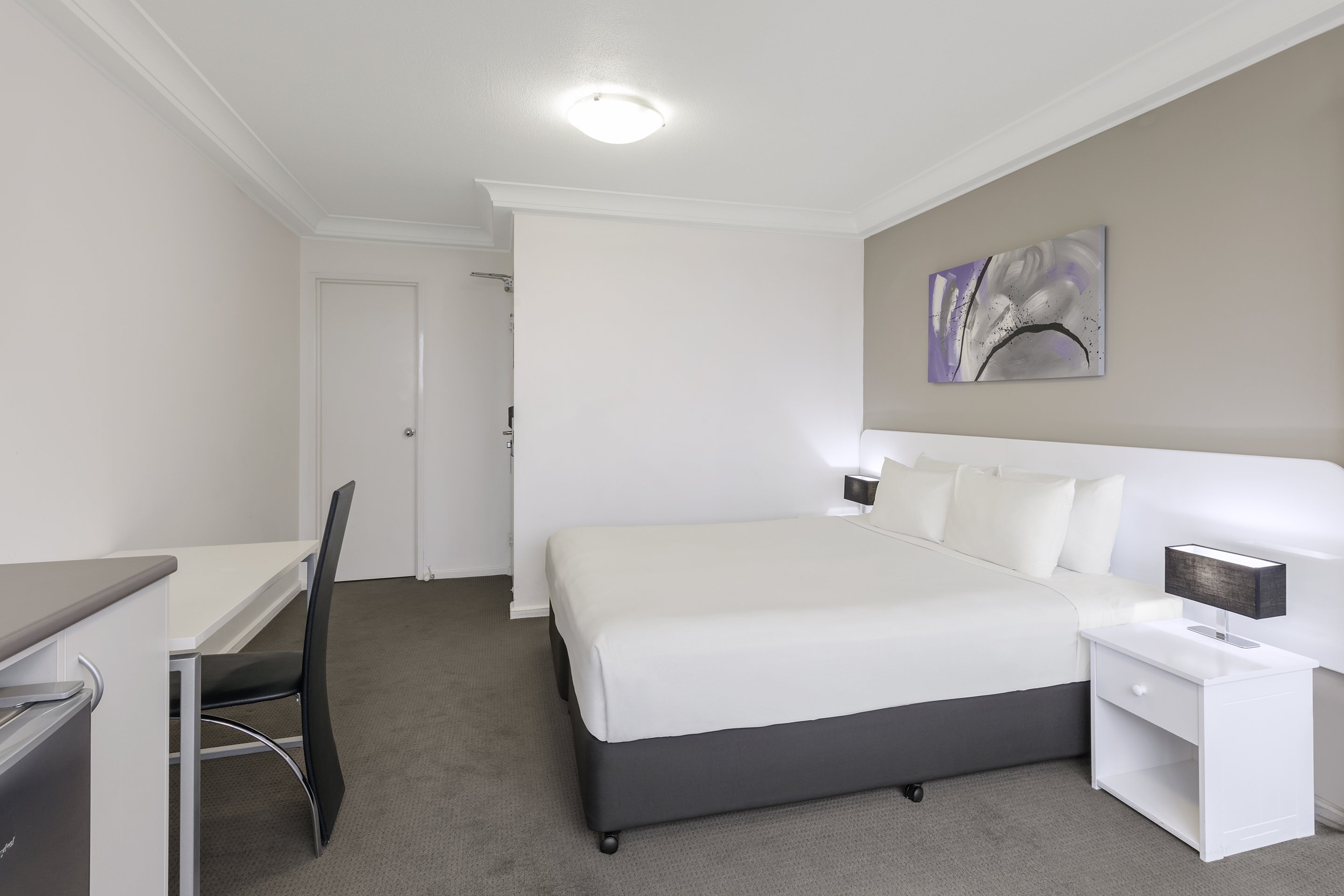 Park Regis North Quay-guestroom-Superior Outlook King or Twin Room.jpg