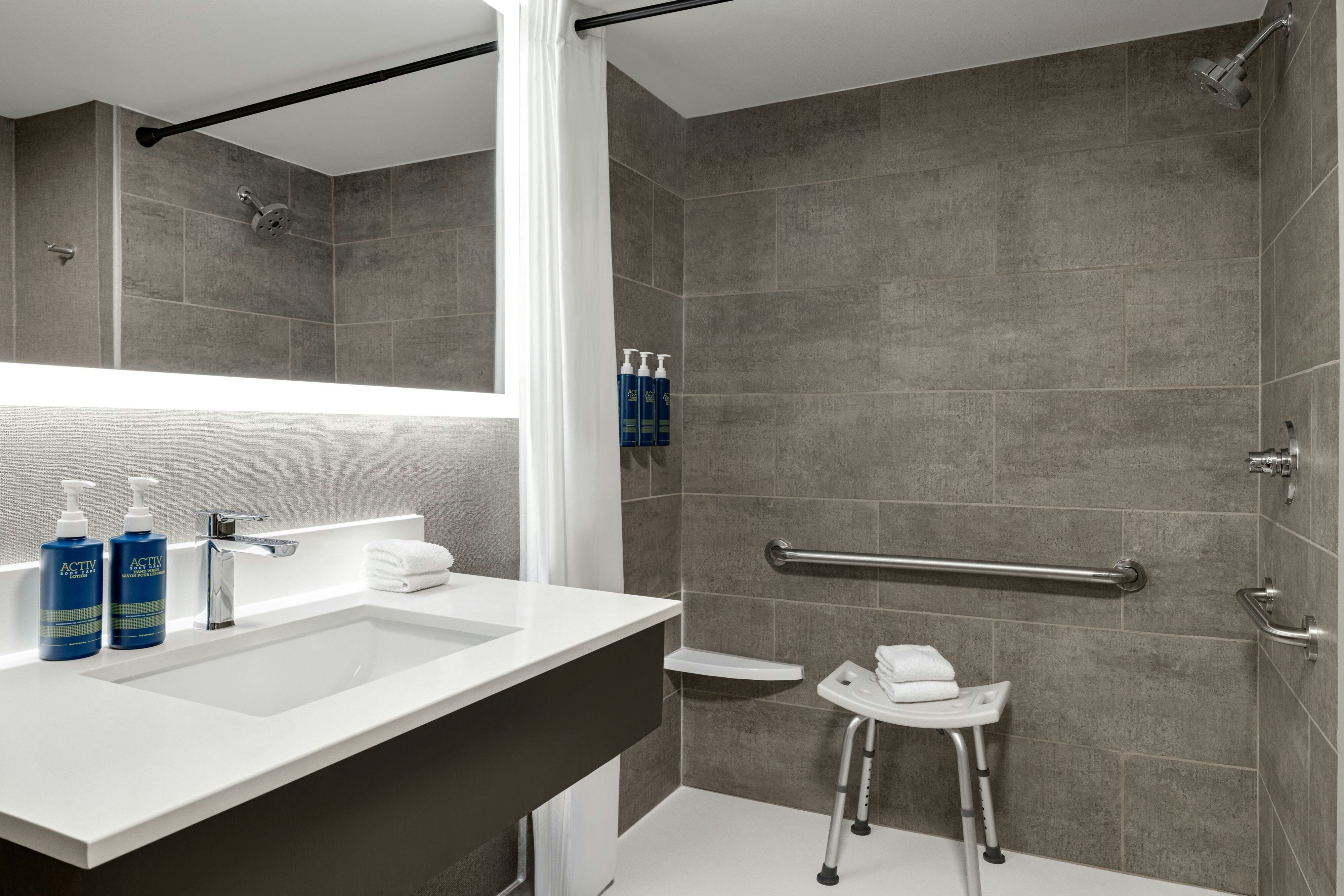 Four Points by Sheraton Columbus-Polaris-guestroom-Roll-in shower.jpg