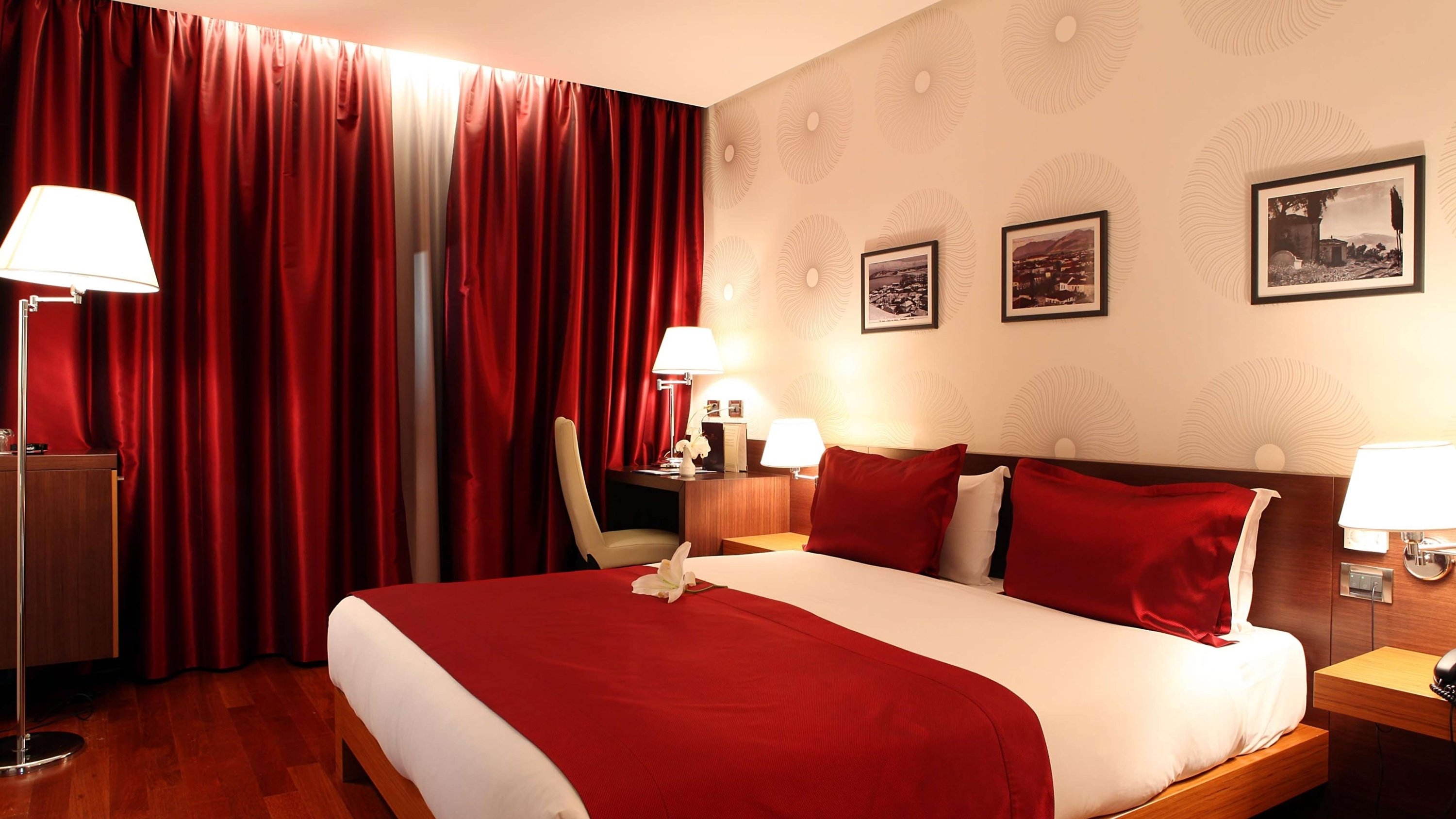 Tirana International-guestroom-Executive Suite.jpg