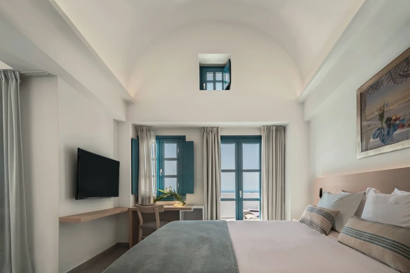 Aeifos Boutique Hotel-guestroom-Honeymoon Suite L.jpg