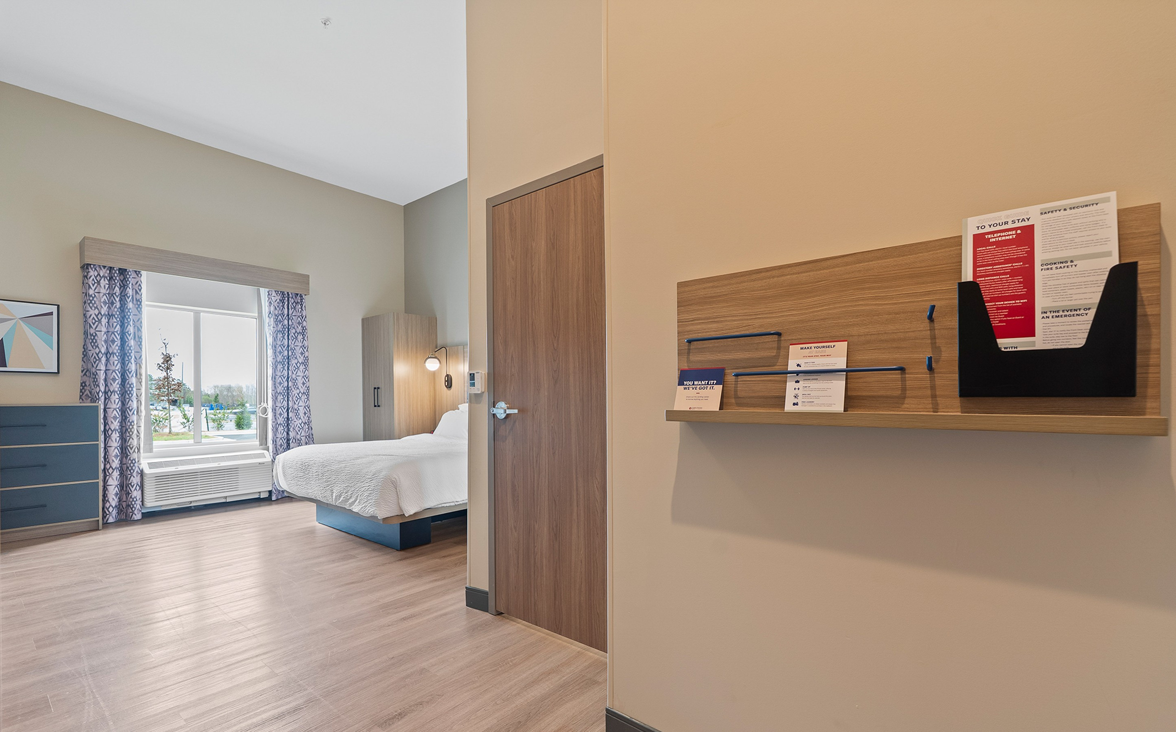 CANDLEWOOD STES PERRY NATL FAIRGROU-guestroom-Guest Room.jpg