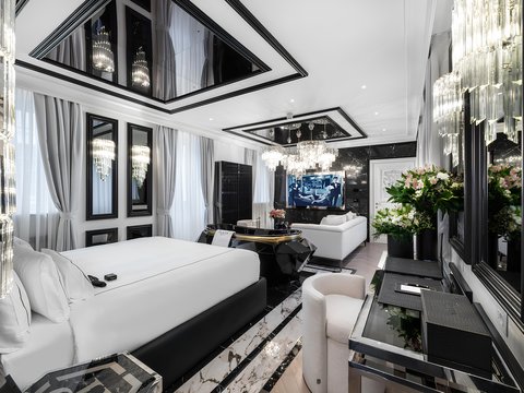 THE PLEIN HOTEL - Photo 19