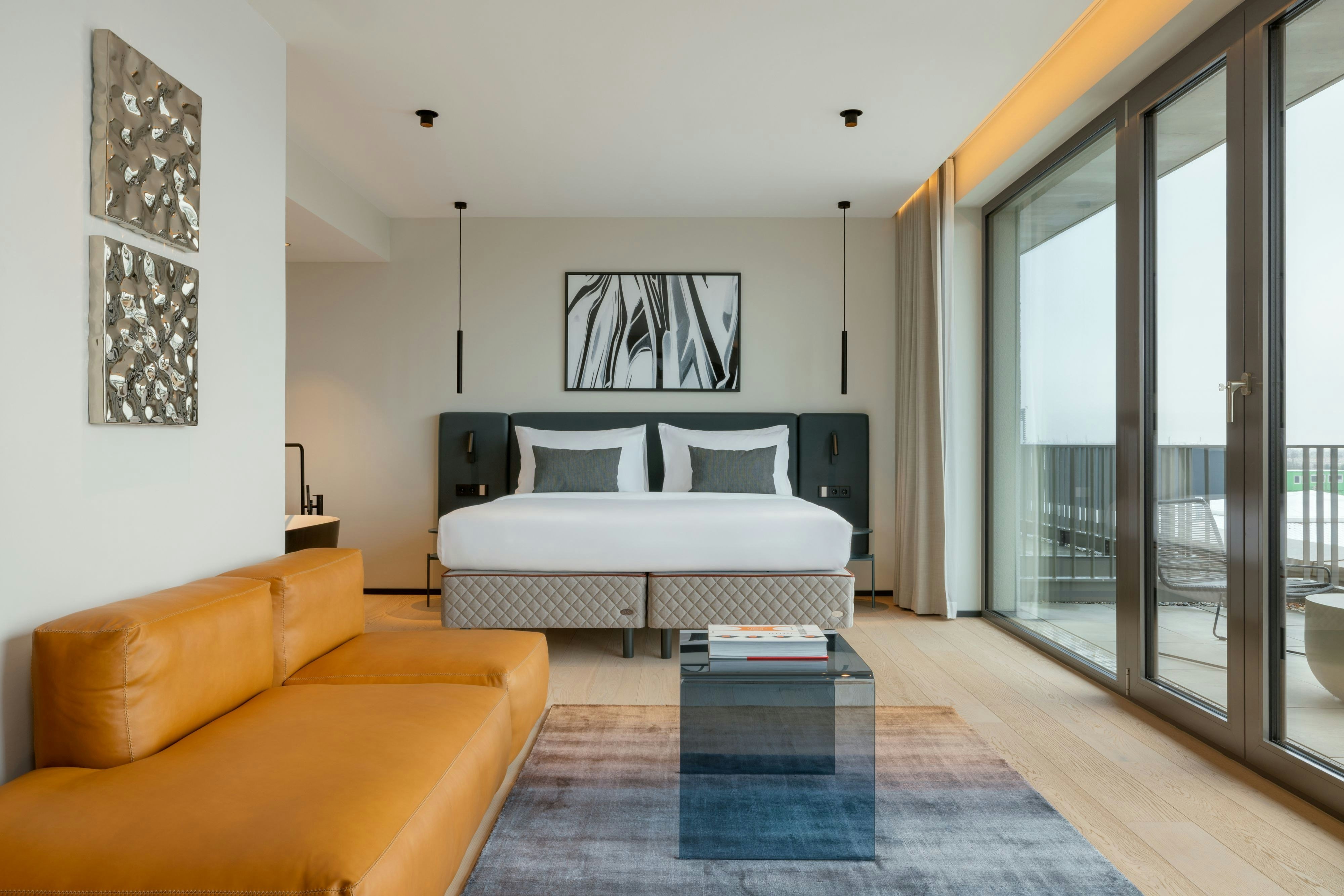 DAS AFFALTERBACH Stuttgart Autograph Collection-guestroom-Junior Roof Top Suite.jpg