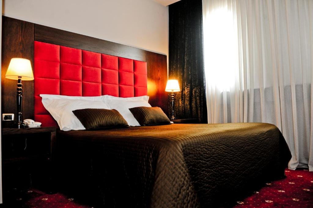 DORO CITY HOTEL TIRANA-guestroom-GUEST ROOM.jpg