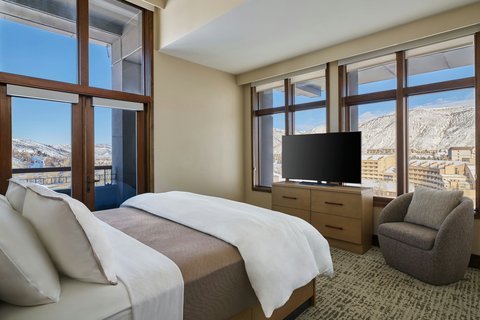 THE WESTIN RIVERFRONT RESORT - Photo 26