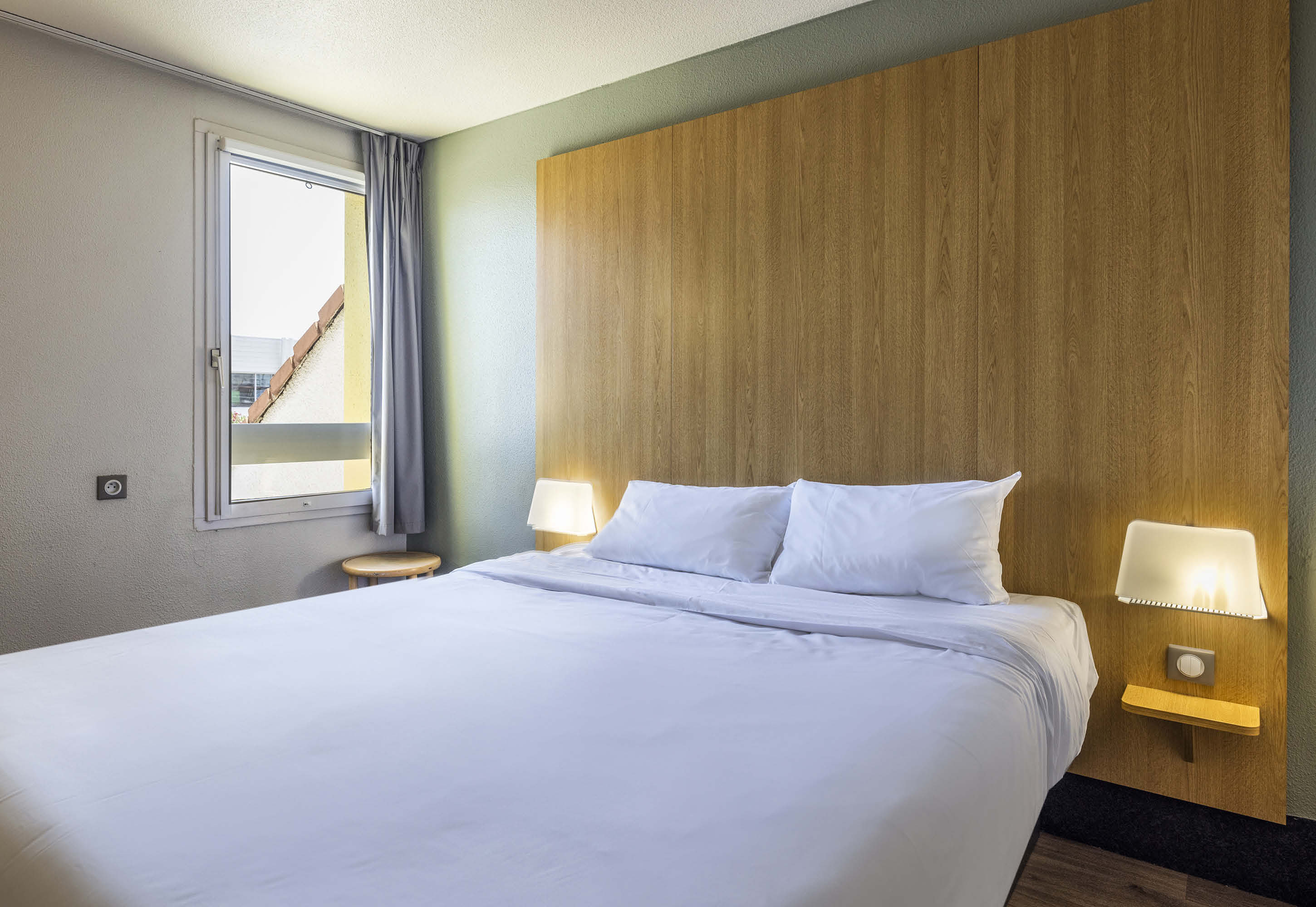 B&B HOTEL PERPIGNAN NORD AEROPORT-guestroom-Guest Room.jpg