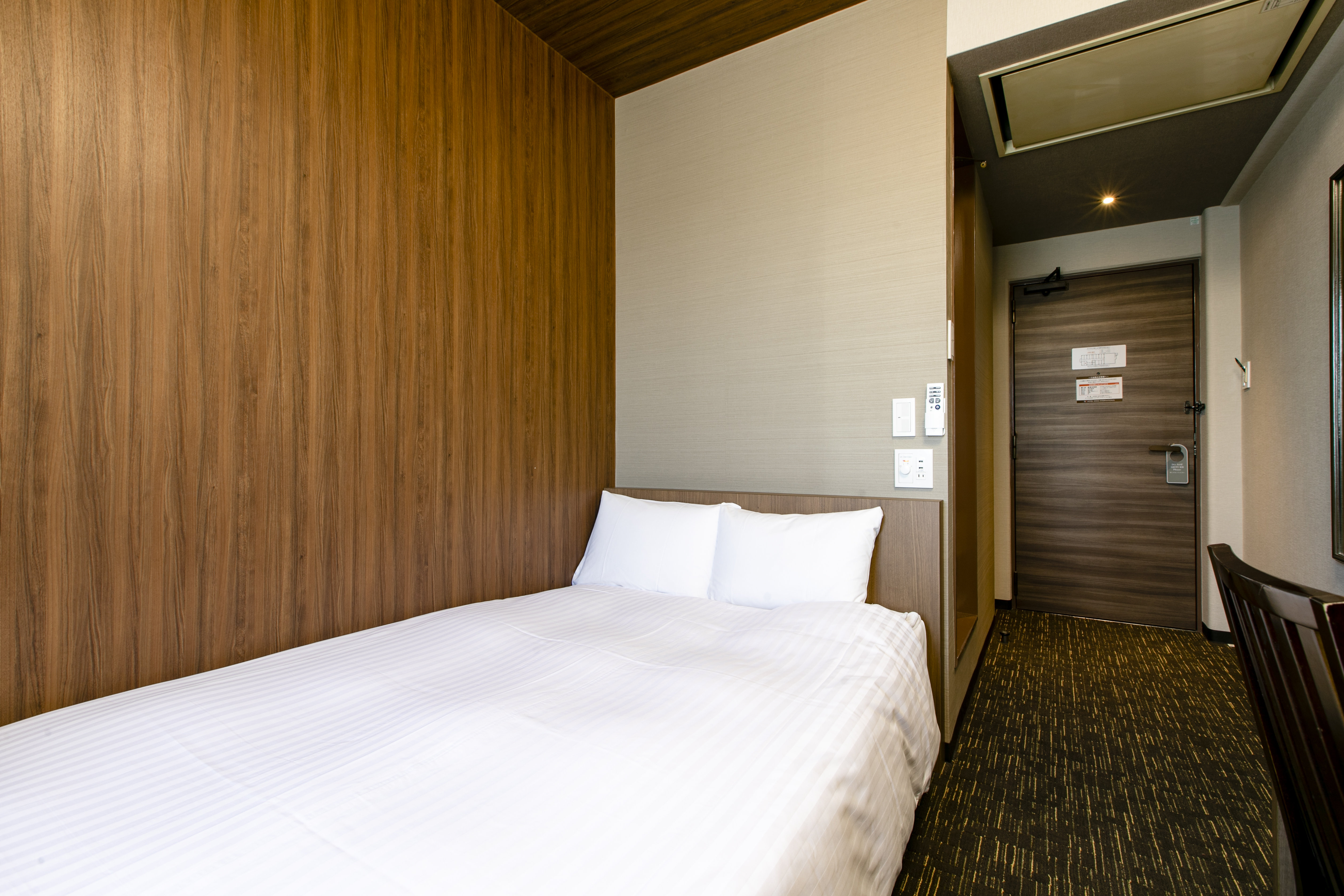 KOKO STAY Sagamihara-guestroom-Small Double Room.jpg