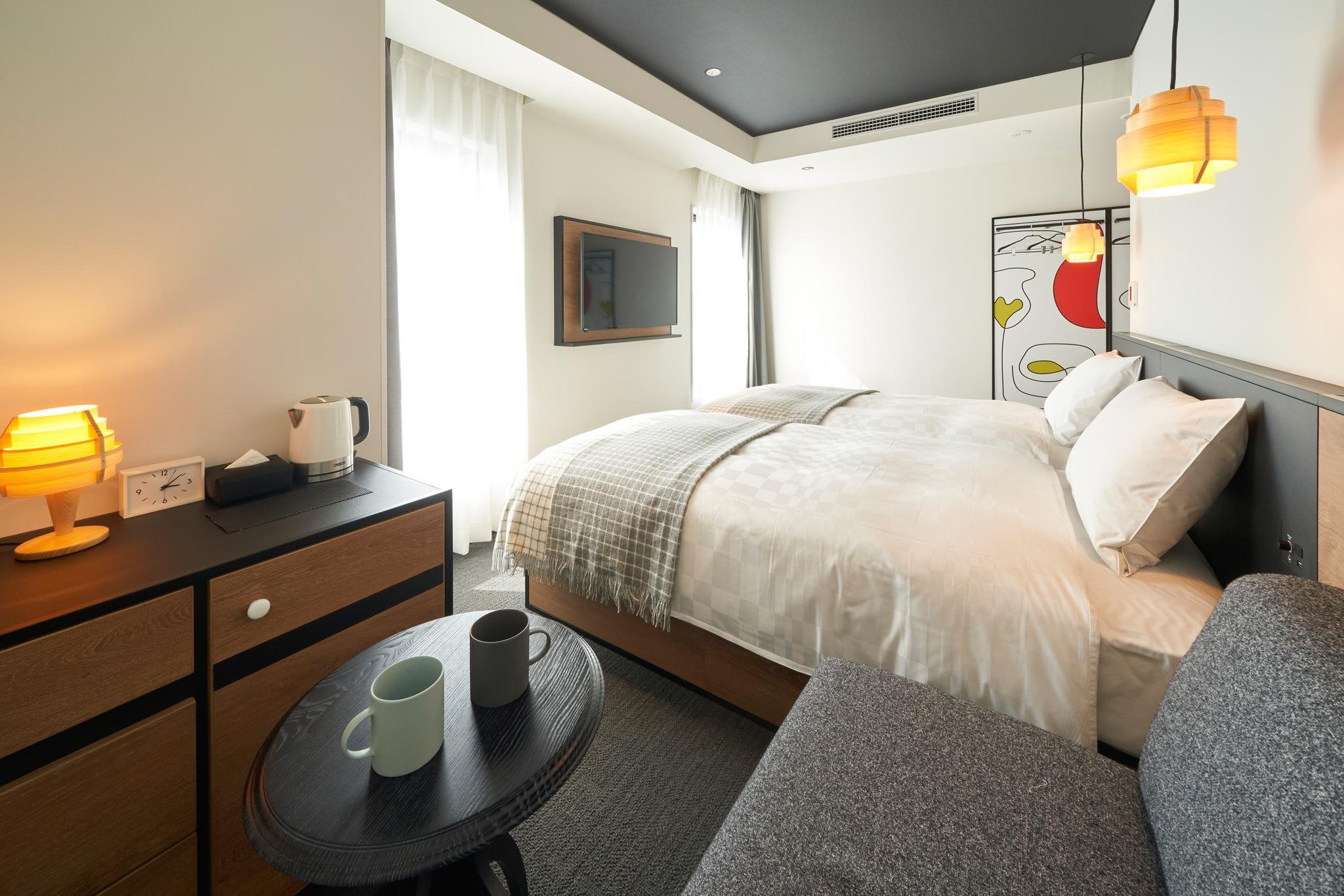 RESOL UENO-guestroom-Twin.jpg
