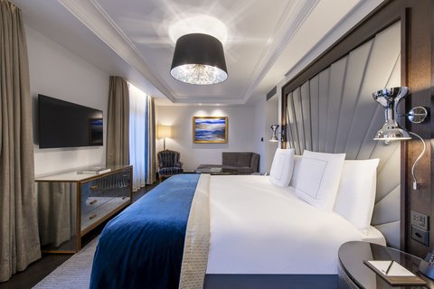 ROYAL SAVOY HOTEL AND SPA - Photo 29