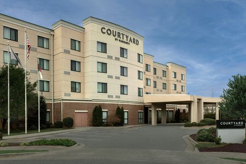 Hotel Exterior - Day