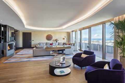 ROYAL SAVOY HOTEL AND SPA - Photo 39