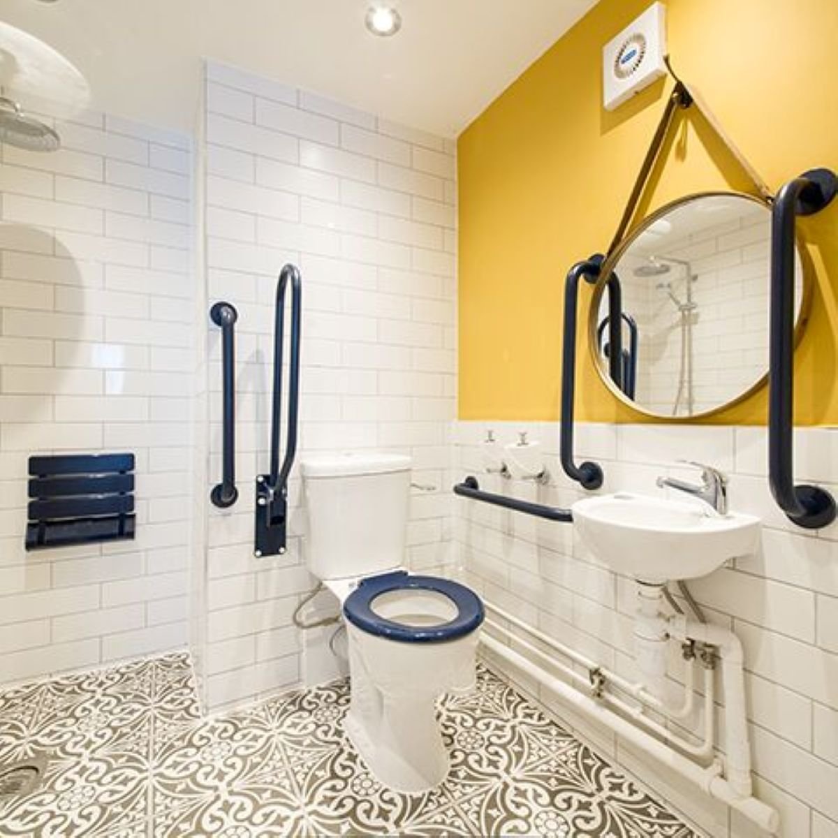 The Snowy Owl by IKC-guestroom-Accessible Double Bathroom.jpg