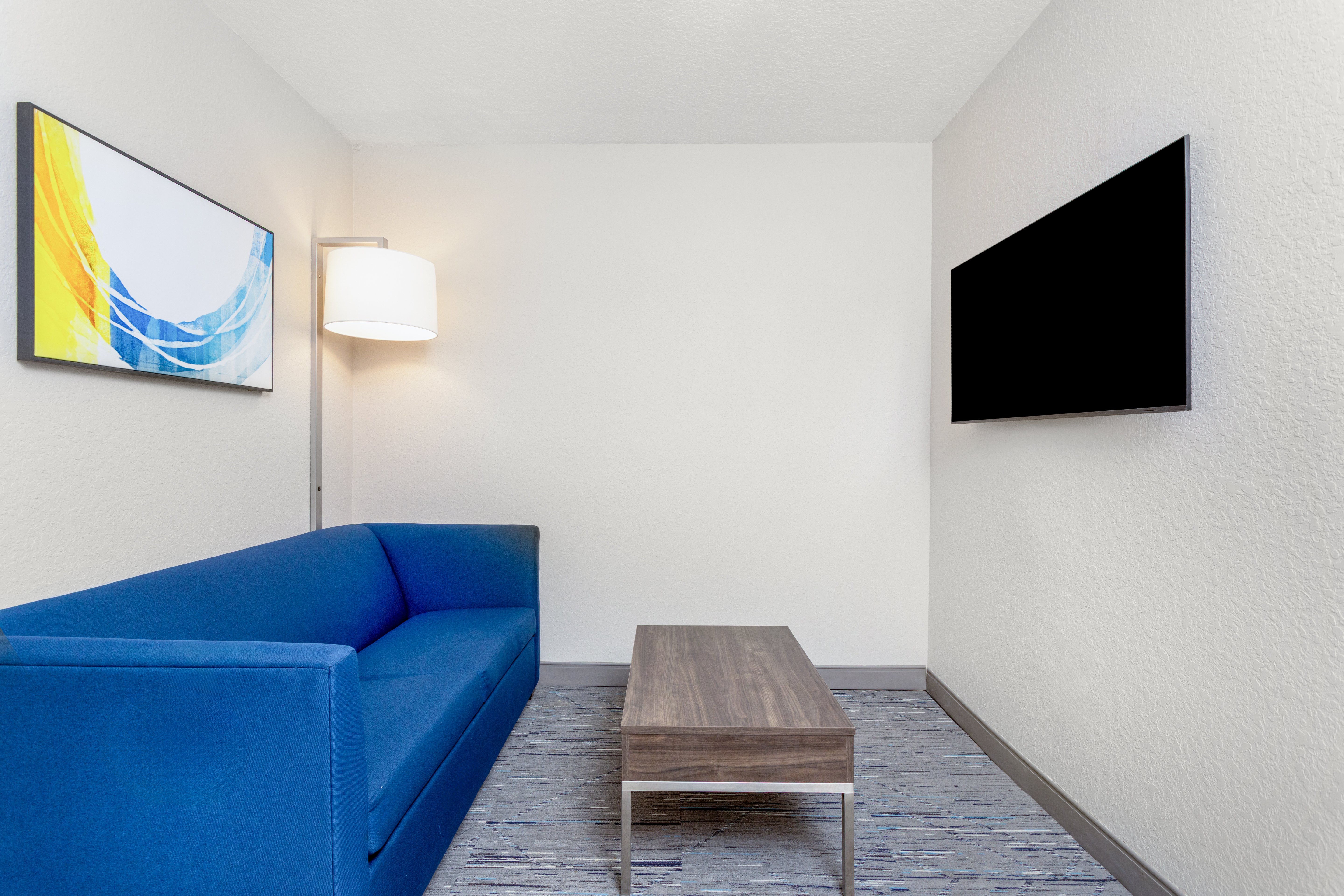 HOLIDAY INN EXP STES ORMOND BEACH B-guestroom-Suite.jpg