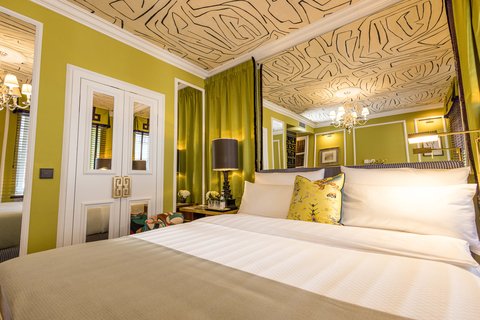 Prestige Room (Green) - Bedroom