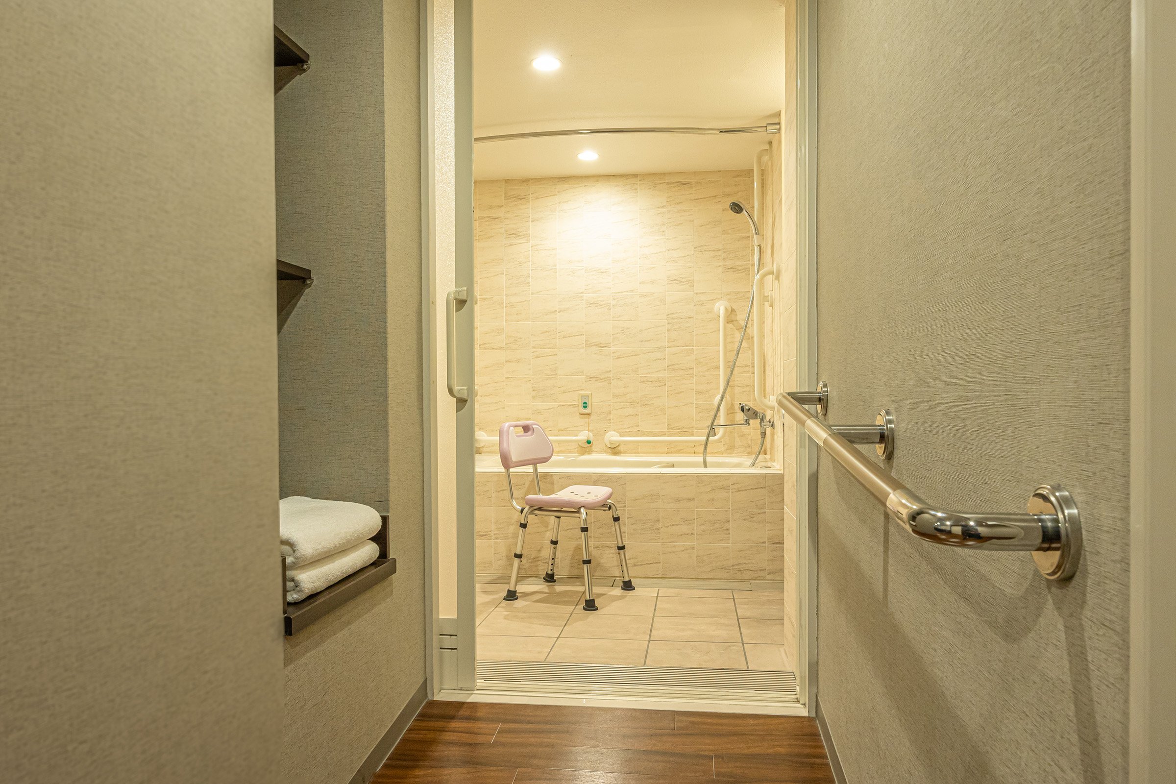 CROWNE PLAZA ANA FUKUOKA-guestroom-2 Single Standard Accessible.jpg