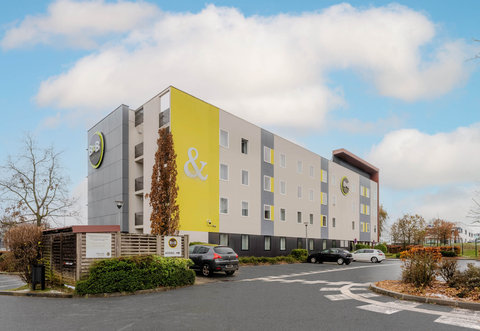 Hotel Arras Exterior Branded