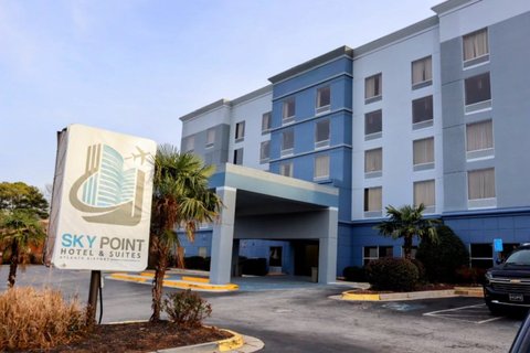 Newly Renovated Hotel with Free ATL Shuttle