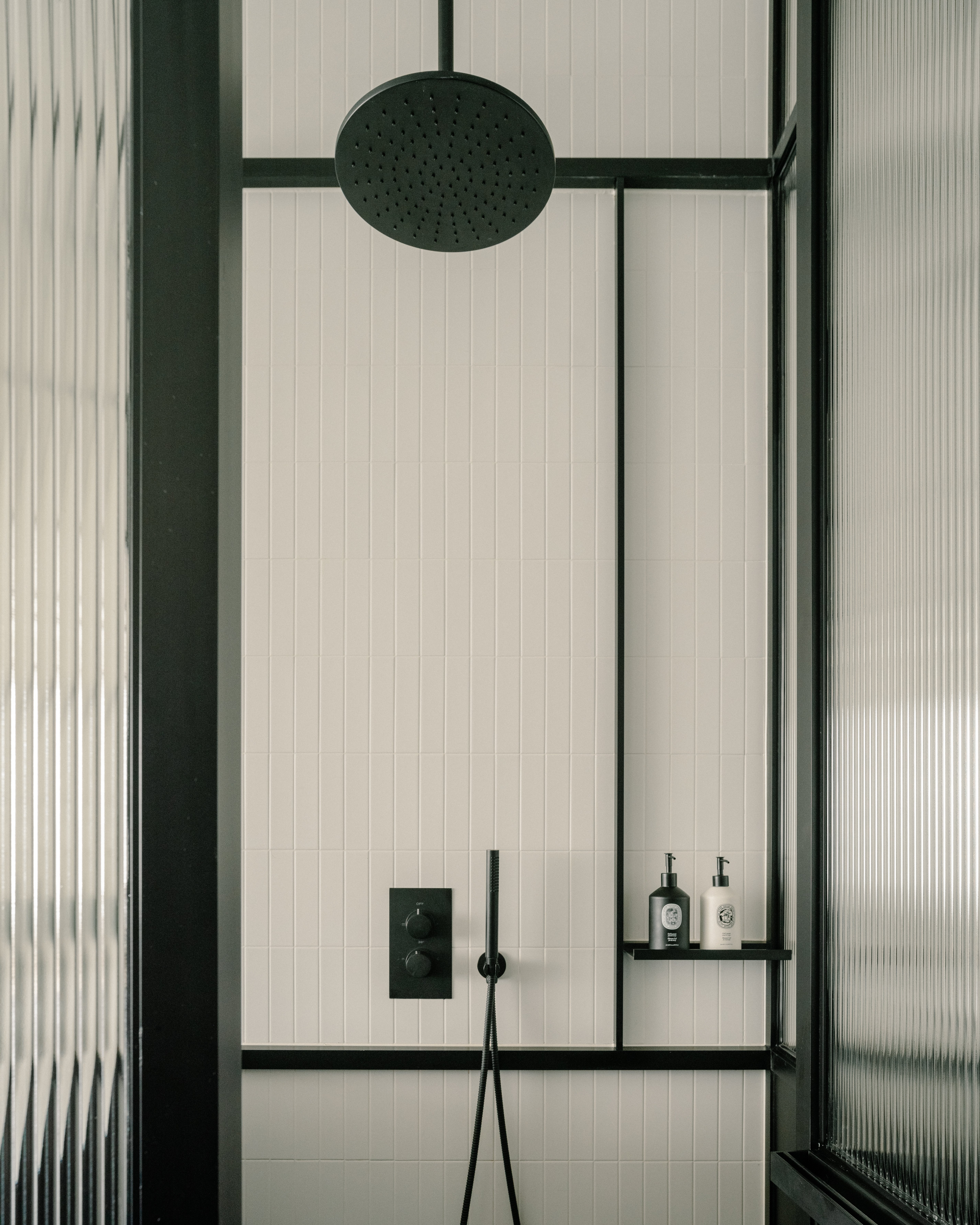 The Telegraph Hotel-guestroom-Classic Room Bathroom.jpg
